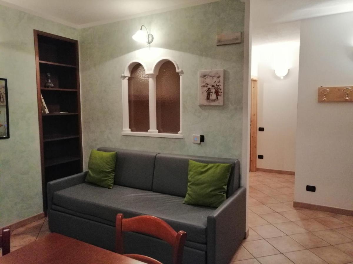 Apartment "Casa Maya" Mezzana  Buitenkant foto